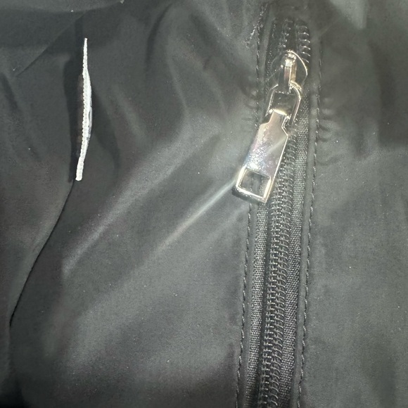 Super cute studded purse - Picture 3 of 6